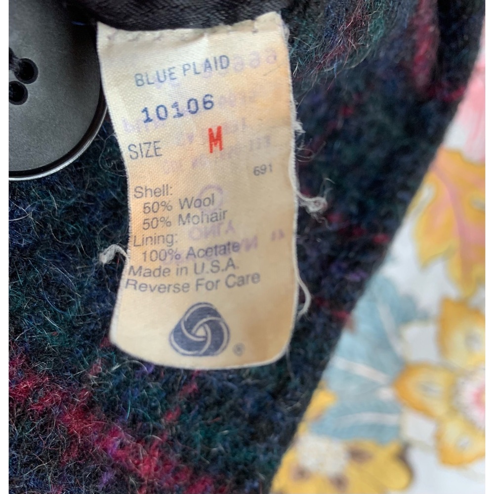 Wool coat - Picture 6 of 9